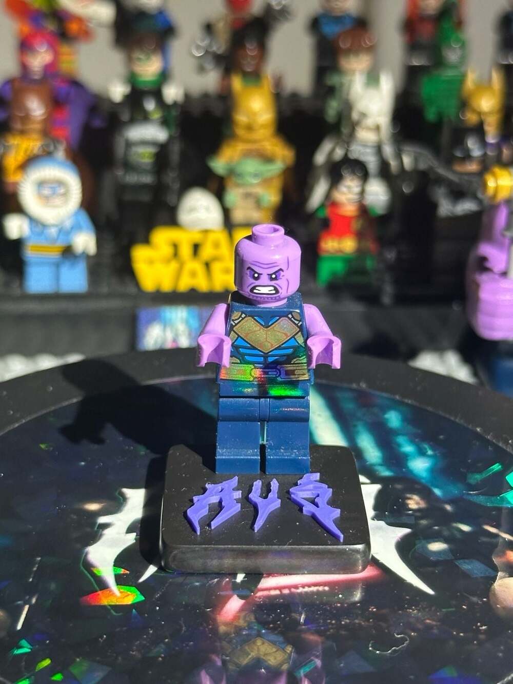 LEGO Marvel Super Heroes Thanos Minifigure with Dark Blue Armor